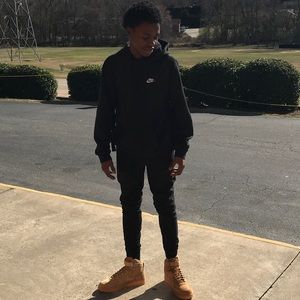 Meet your Posher, Brandon